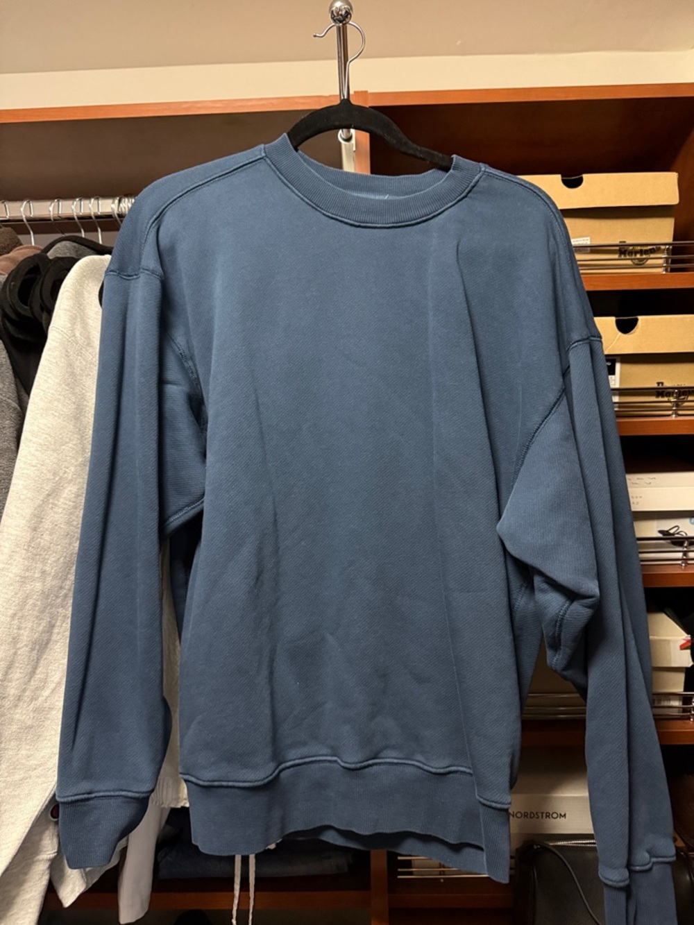 Elwood crewneck